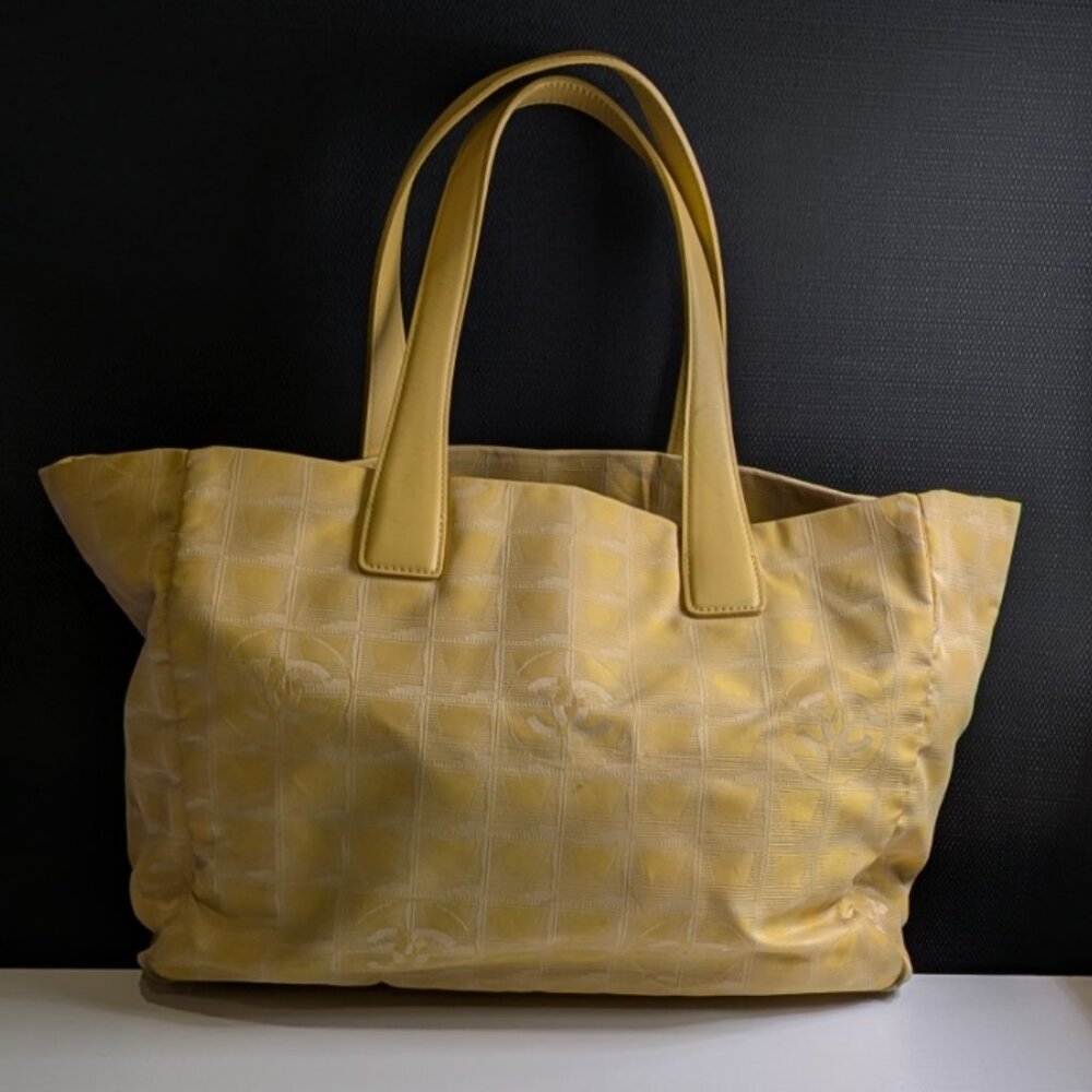 Chanel Travel Tote bag